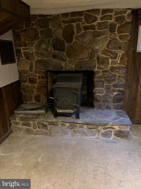 17425 SUNSHINE TRAIL