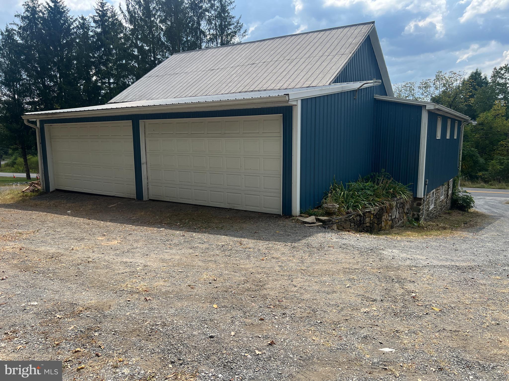17425 SUNSHINE TRAIL