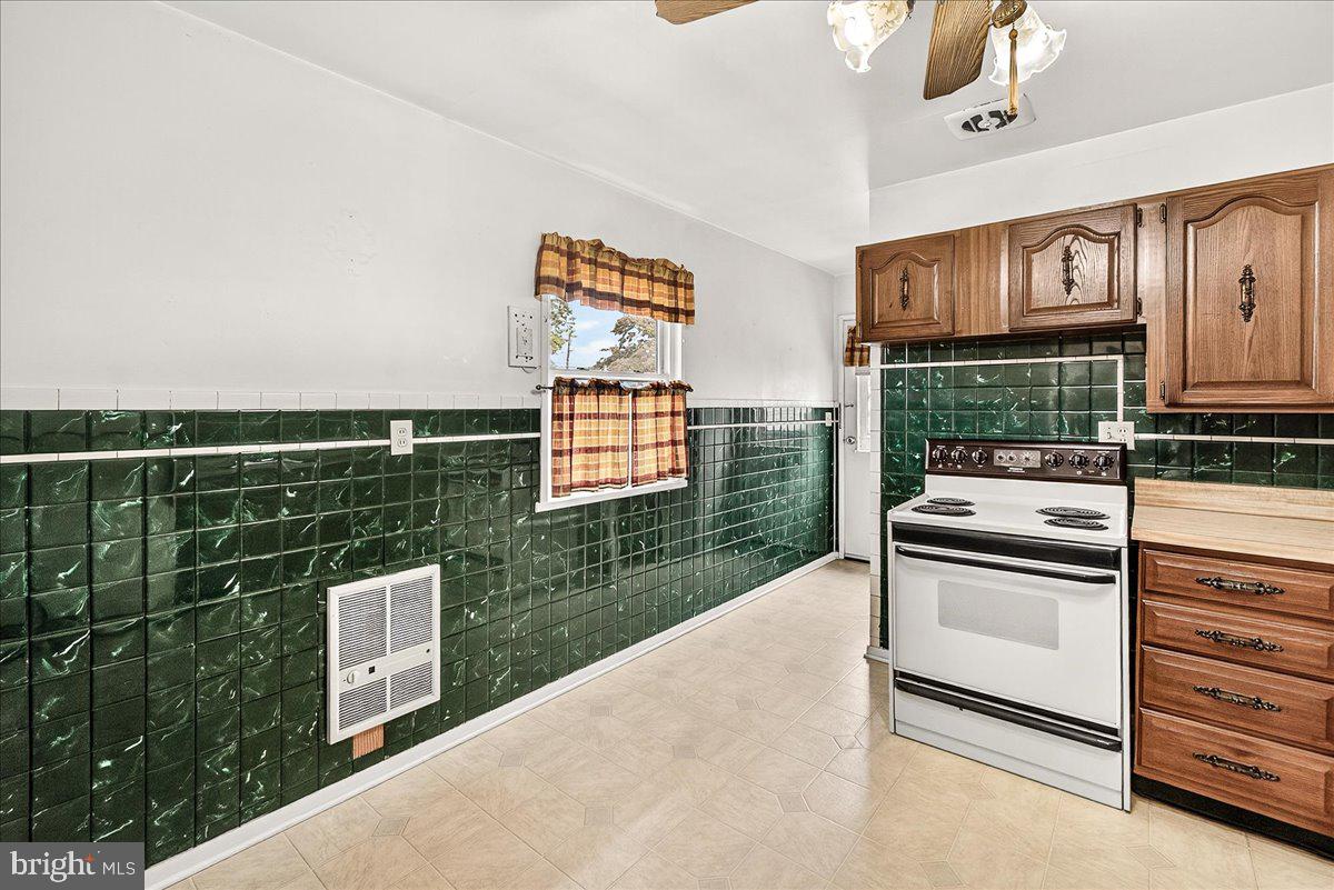 444 CARROLLTON DRIVE