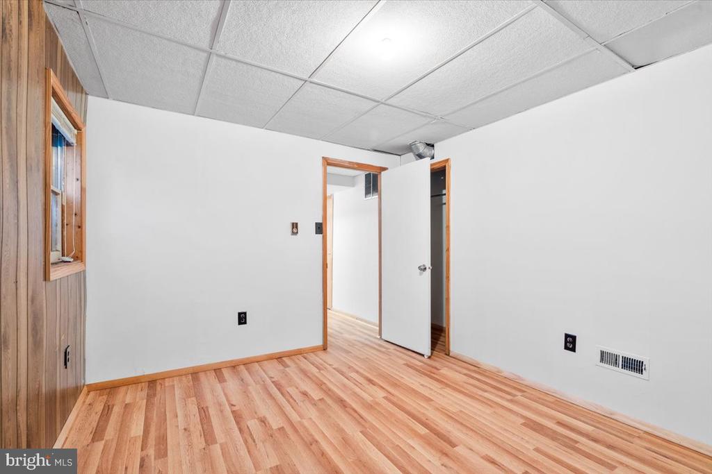 4799 MID LYNN COURT