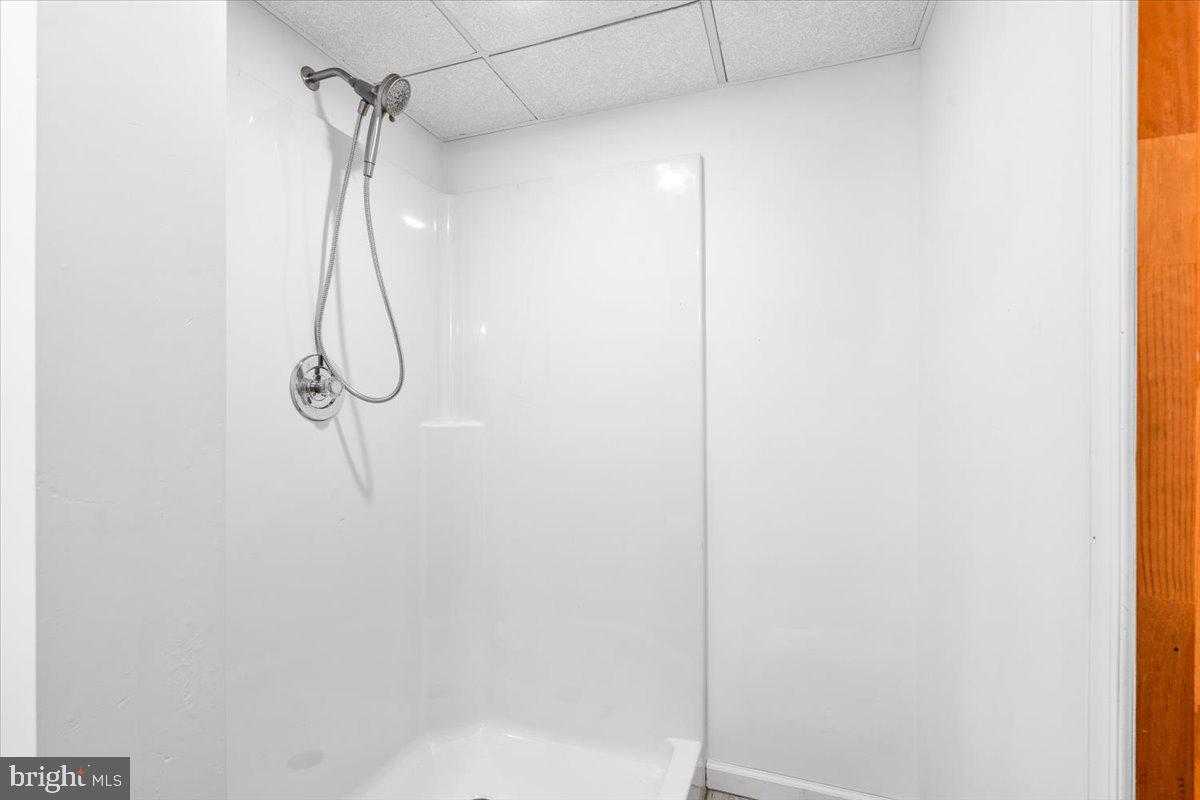 4799 MID LYNN COURT