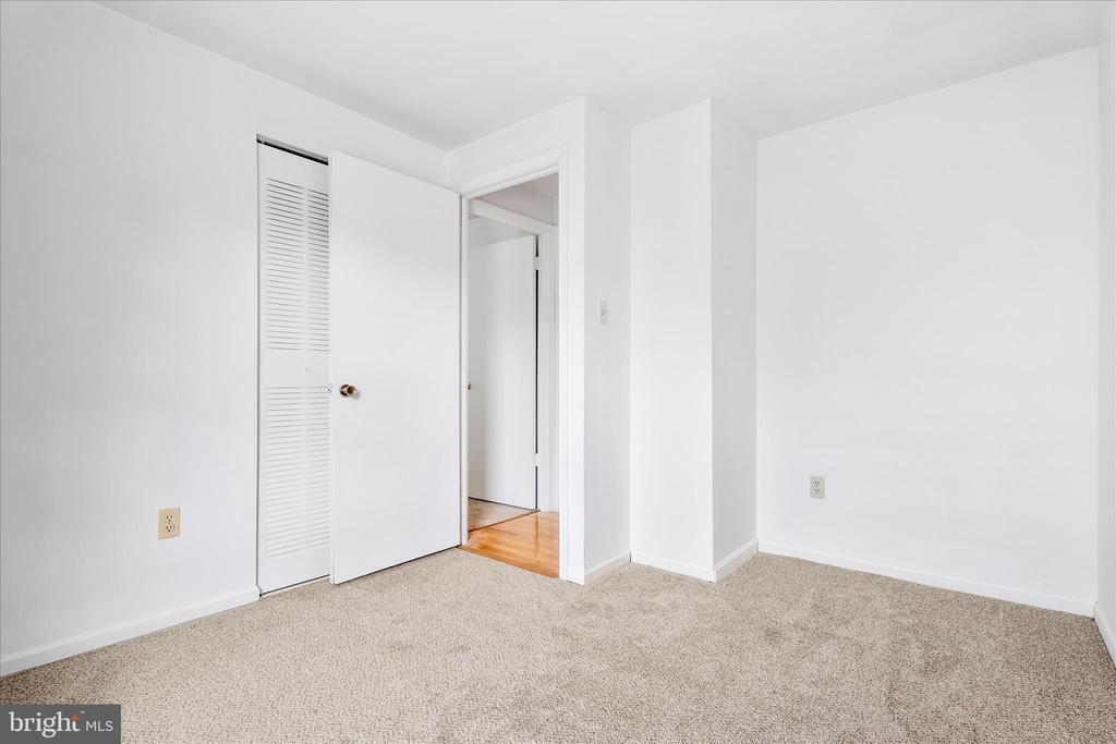 4799 MID LYNN COURT