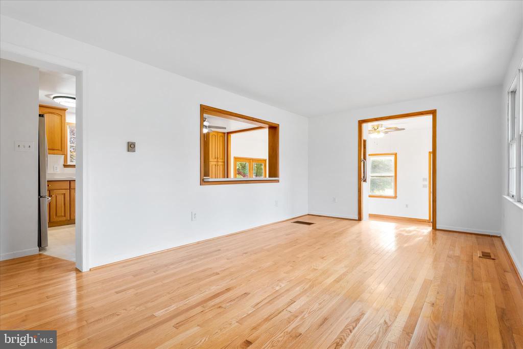 4799 MID LYNN COURT
