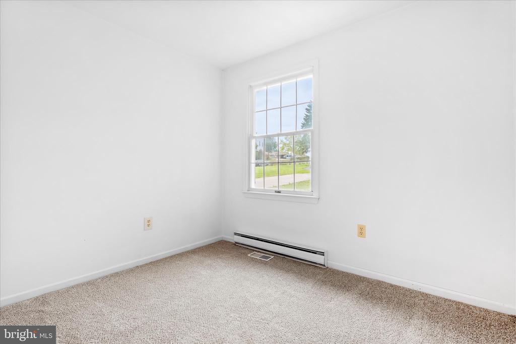 4799 MID LYNN COURT