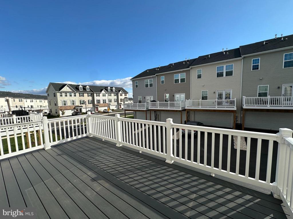 1554 WILMER PARK LANE