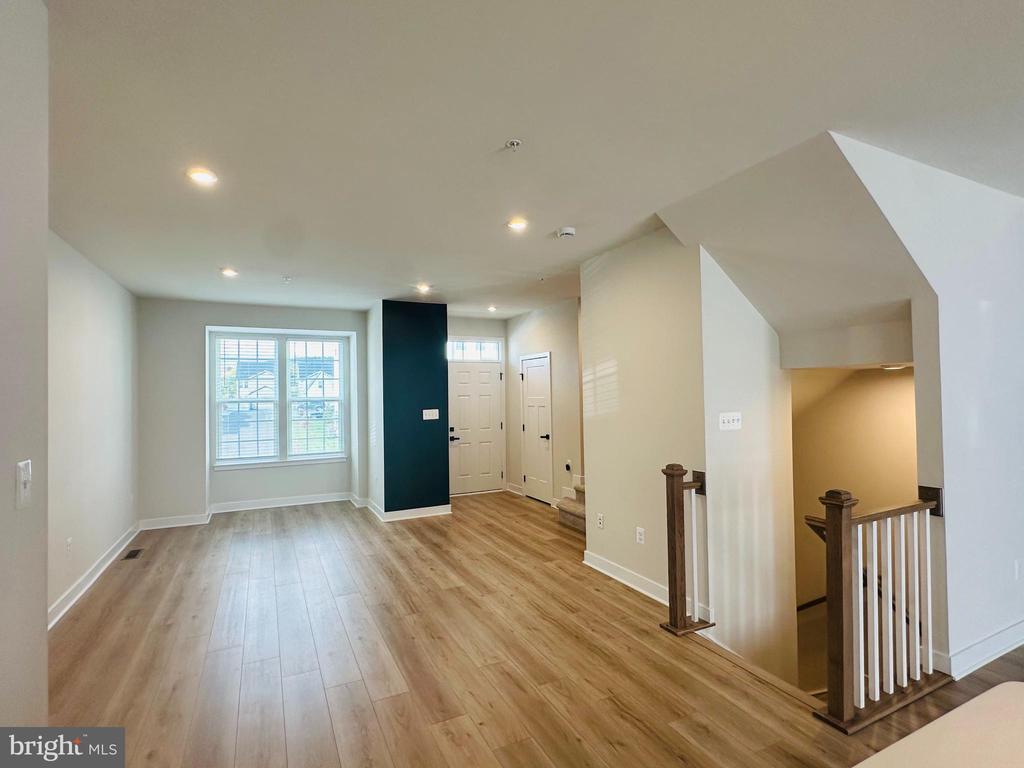 1554 WILMER PARK LANE