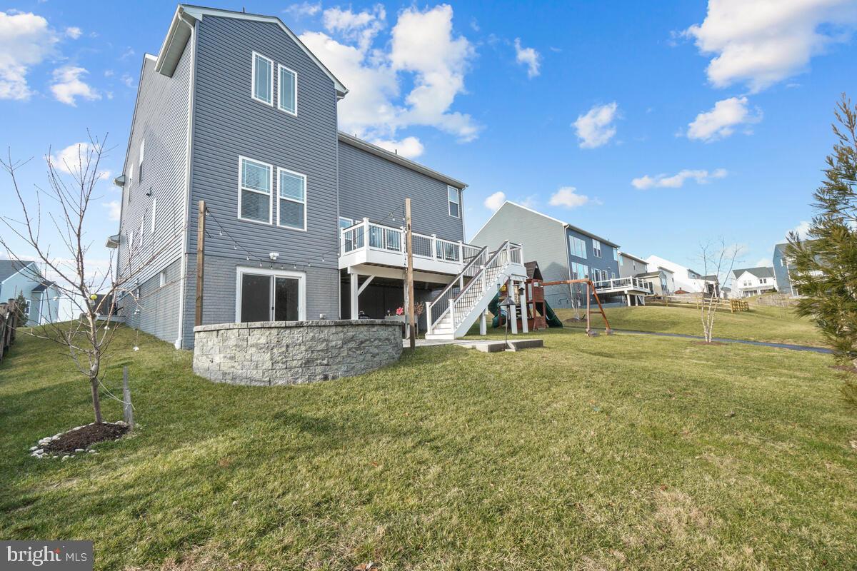 5521 HAWK RIDGE ROAD