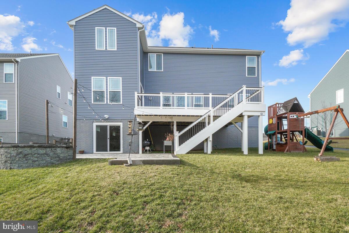 5521 HAWK RIDGE ROAD