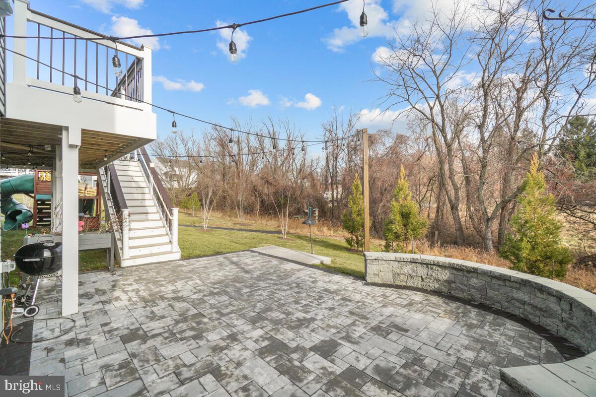 5521 HAWK RIDGE ROAD