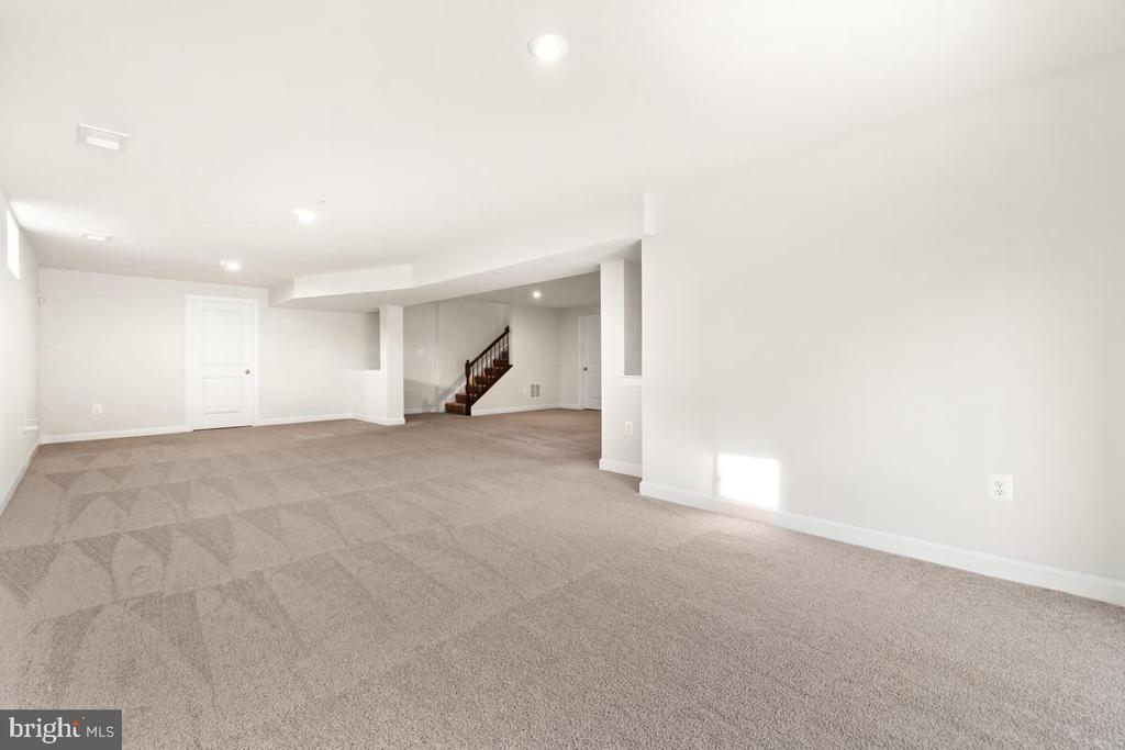 5521 HAWK RIDGE ROAD
