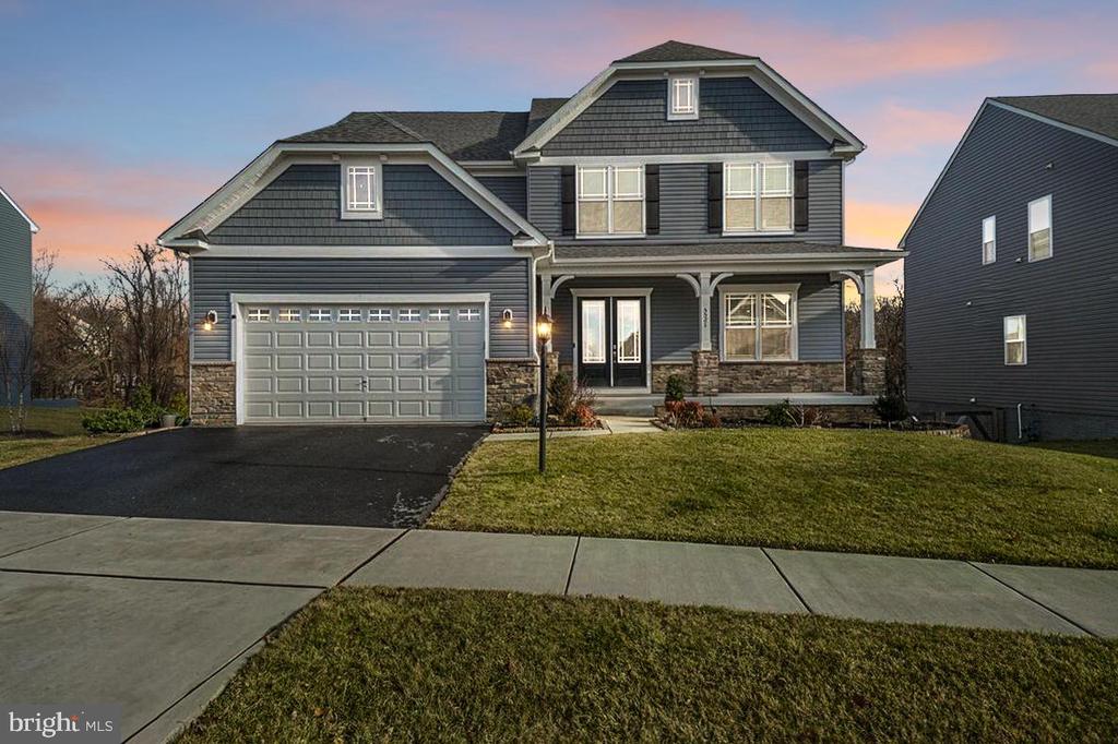 5521 HAWK RIDGE ROAD