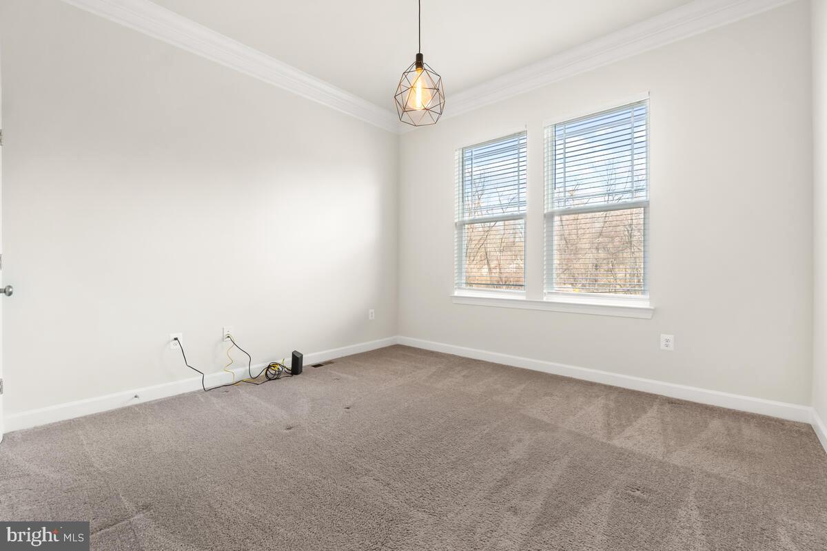 5521 HAWK RIDGE ROAD