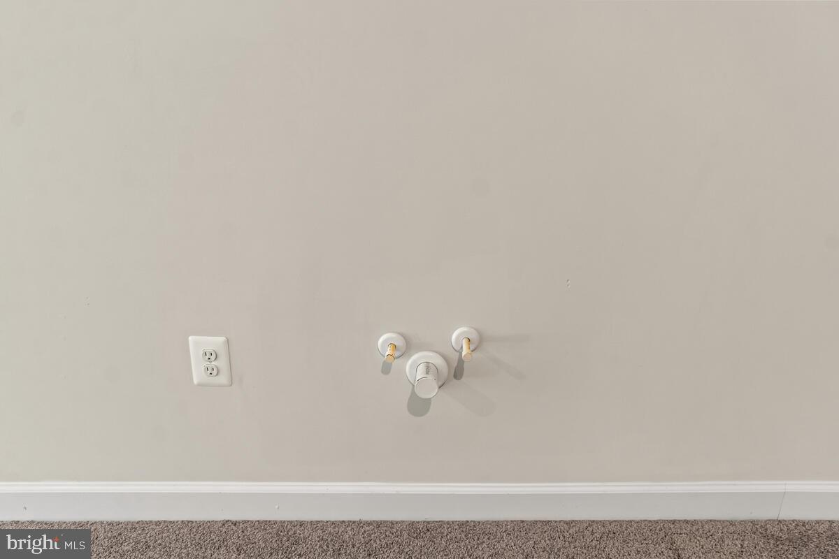 5521 HAWK RIDGE ROAD