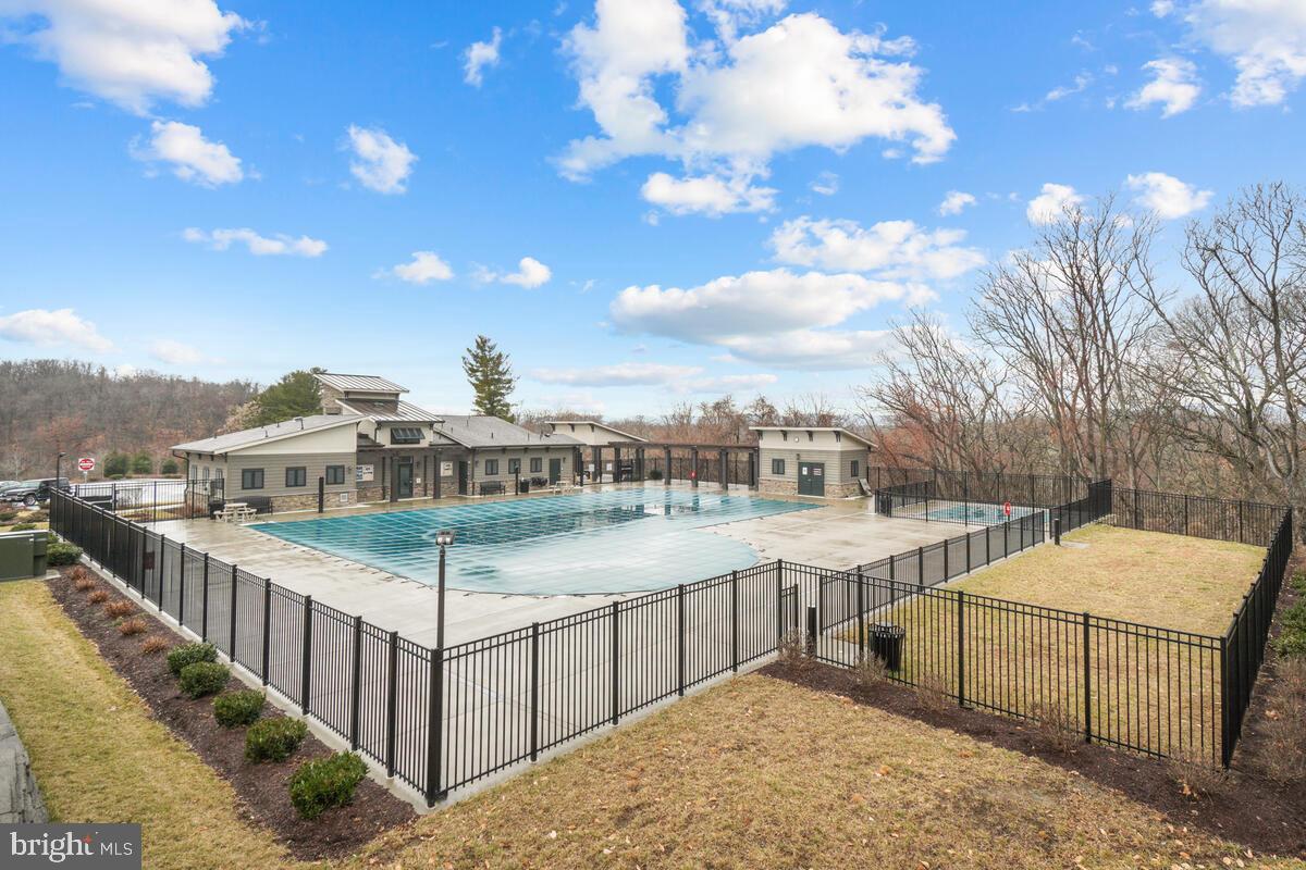 5521 HAWK RIDGE ROAD