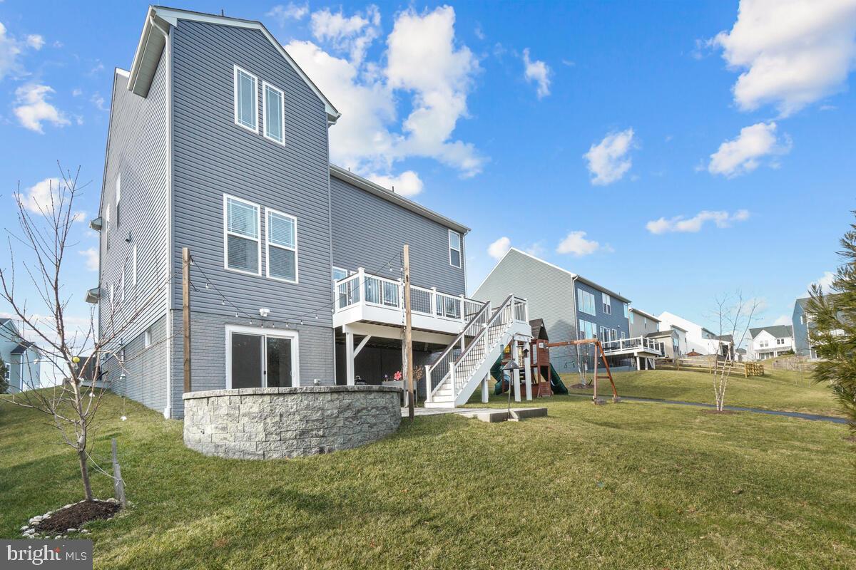 5521 HAWK RIDGE ROAD