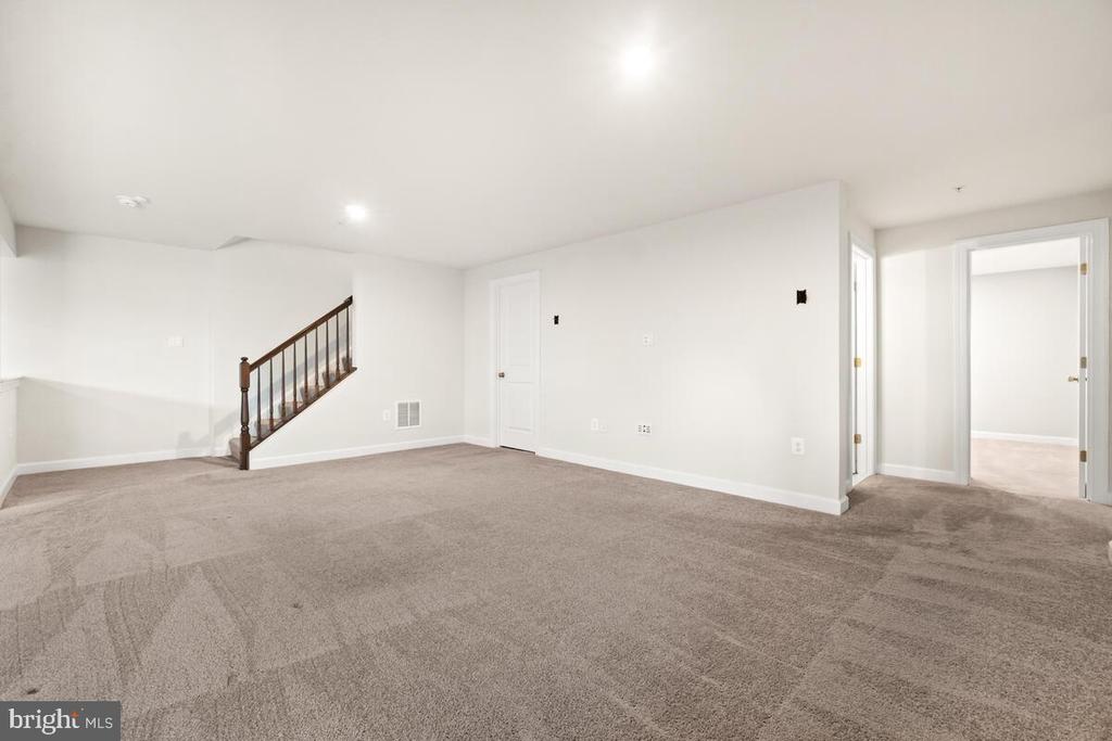 5521 HAWK RIDGE ROAD
