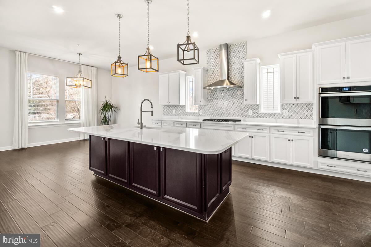 5521 HAWK RIDGE ROAD