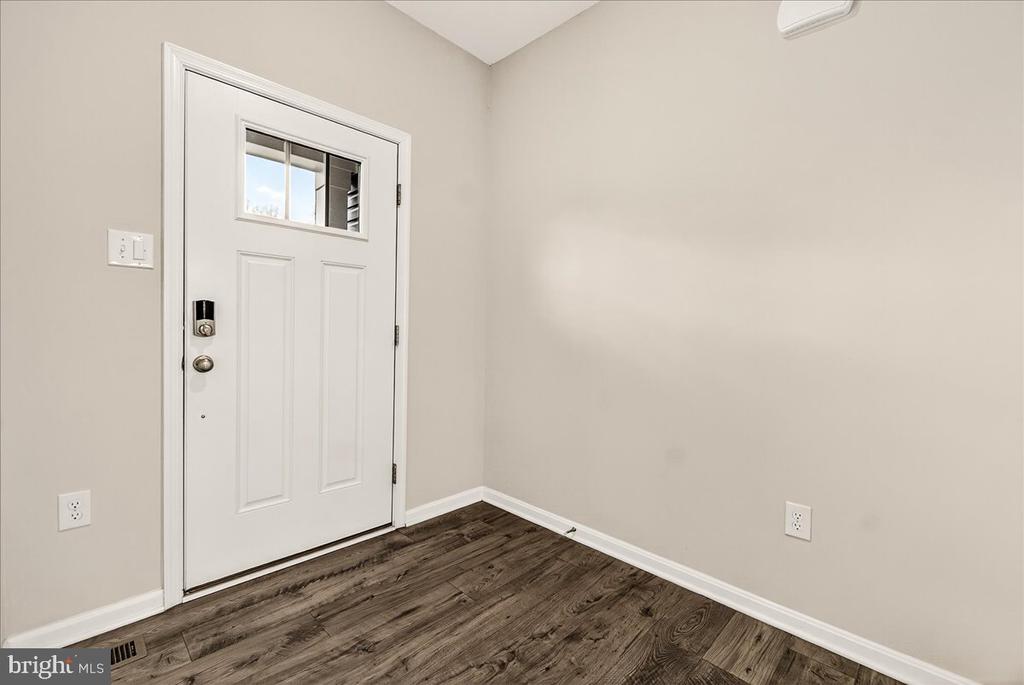 5703 GUILFORD GARDEN TERRACE