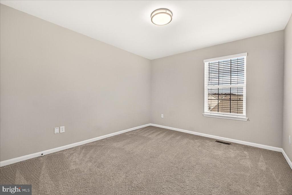 5703 GUILFORD GARDEN TERRACE