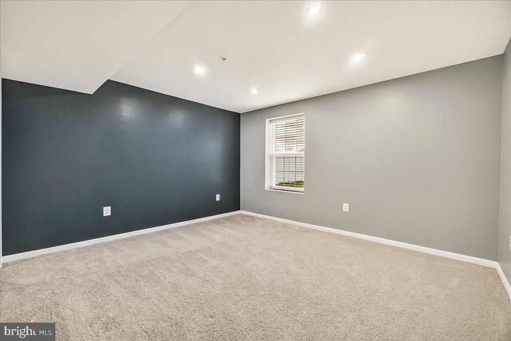 5703 GUILFORD GARDEN TERRACE
