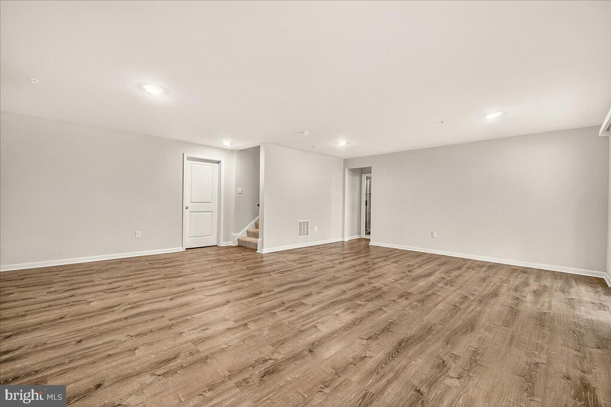 5703 GUILFORD GARDEN TERRACE