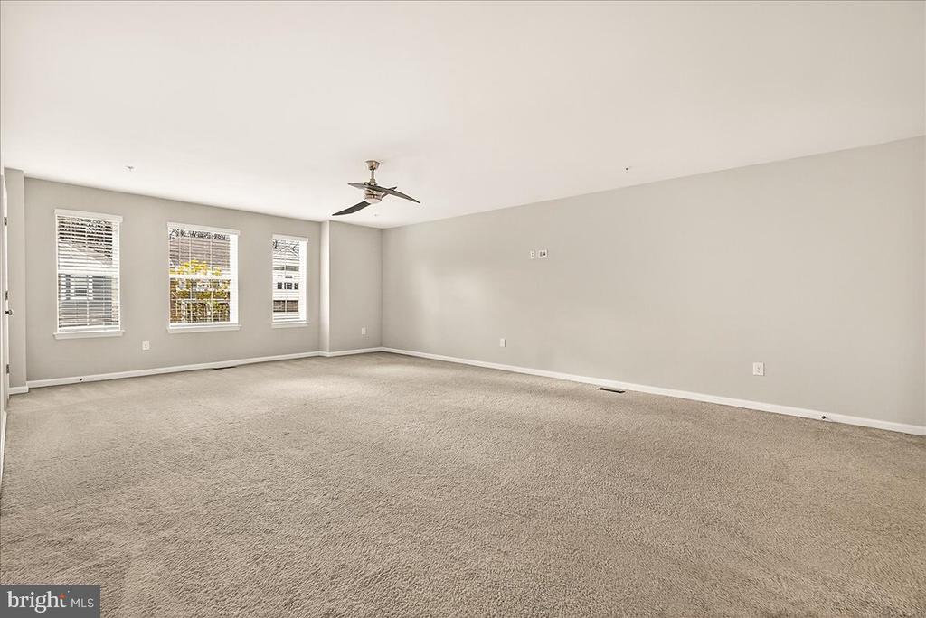 5703 GUILFORD GARDEN TERRACE