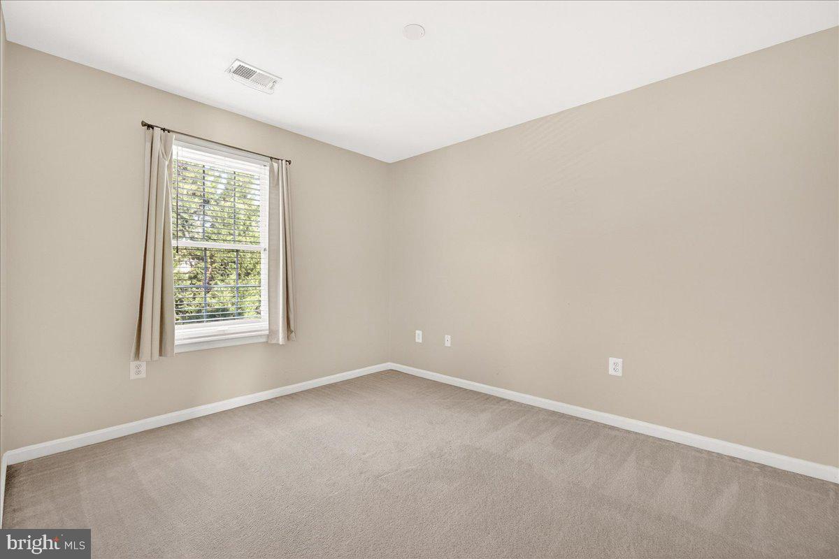 1004 LINDFIELD DRIVE