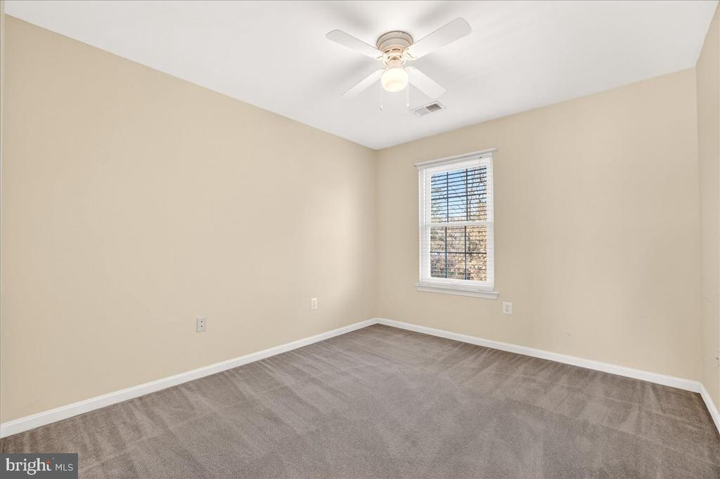 1004 LINDFIELD DRIVE