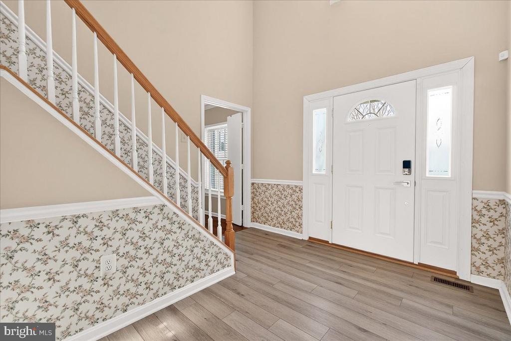 1004 LINDFIELD DRIVE