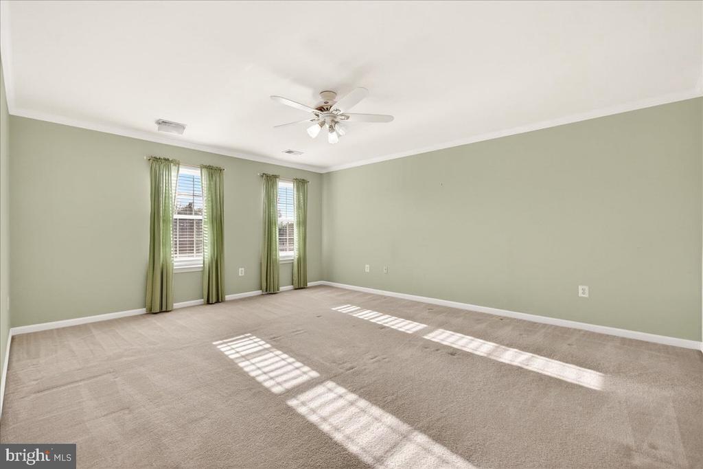 1004 LINDFIELD DRIVE