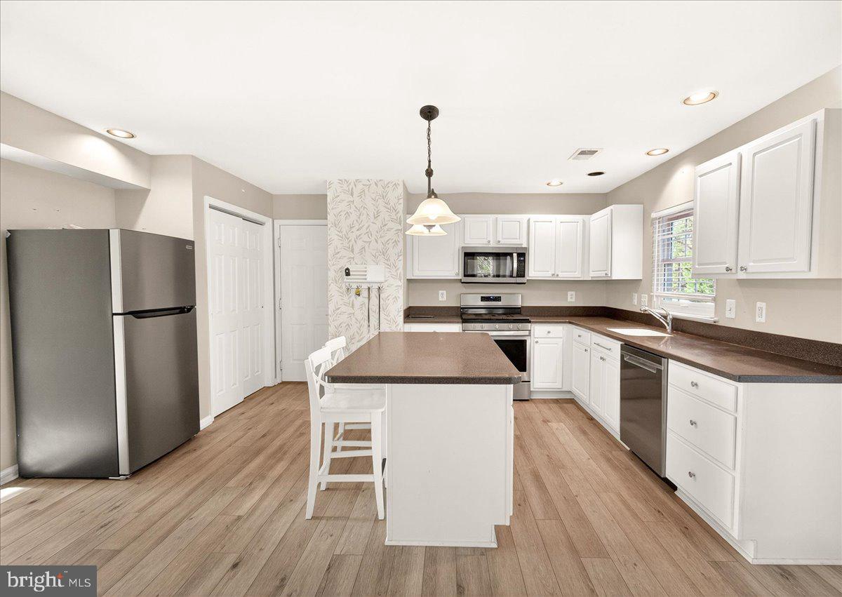 1004 LINDFIELD DRIVE