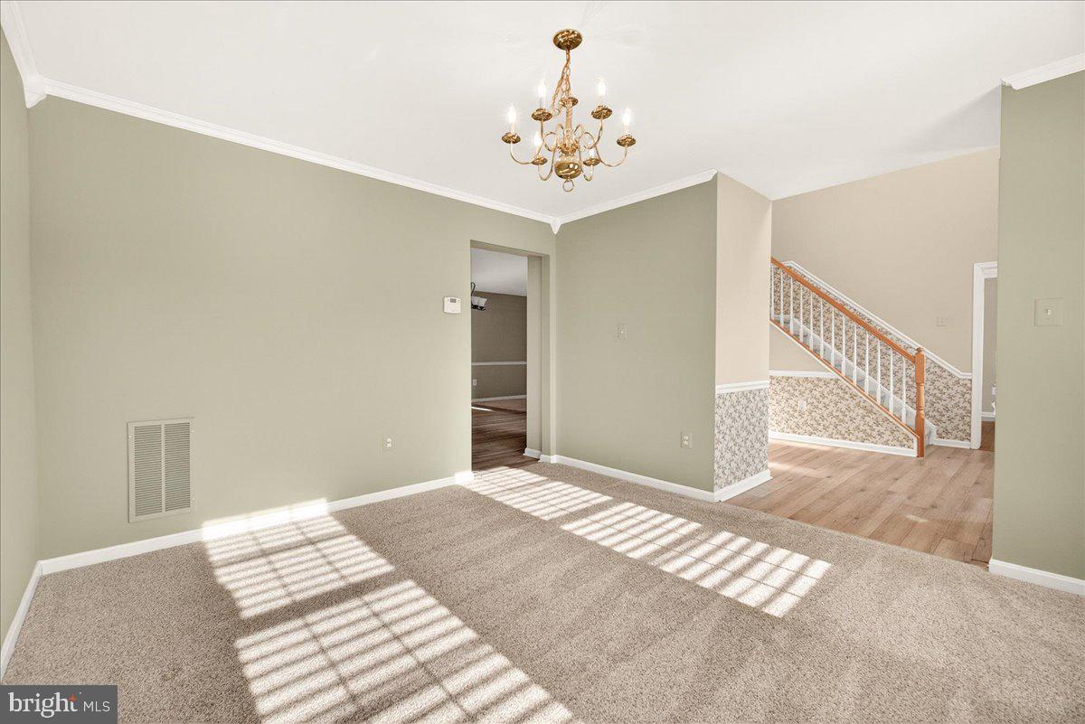 1004 LINDFIELD DRIVE