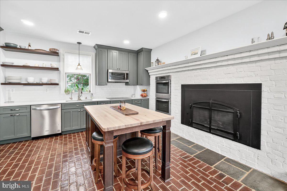 9522 BESSIE CLEMSON ROAD