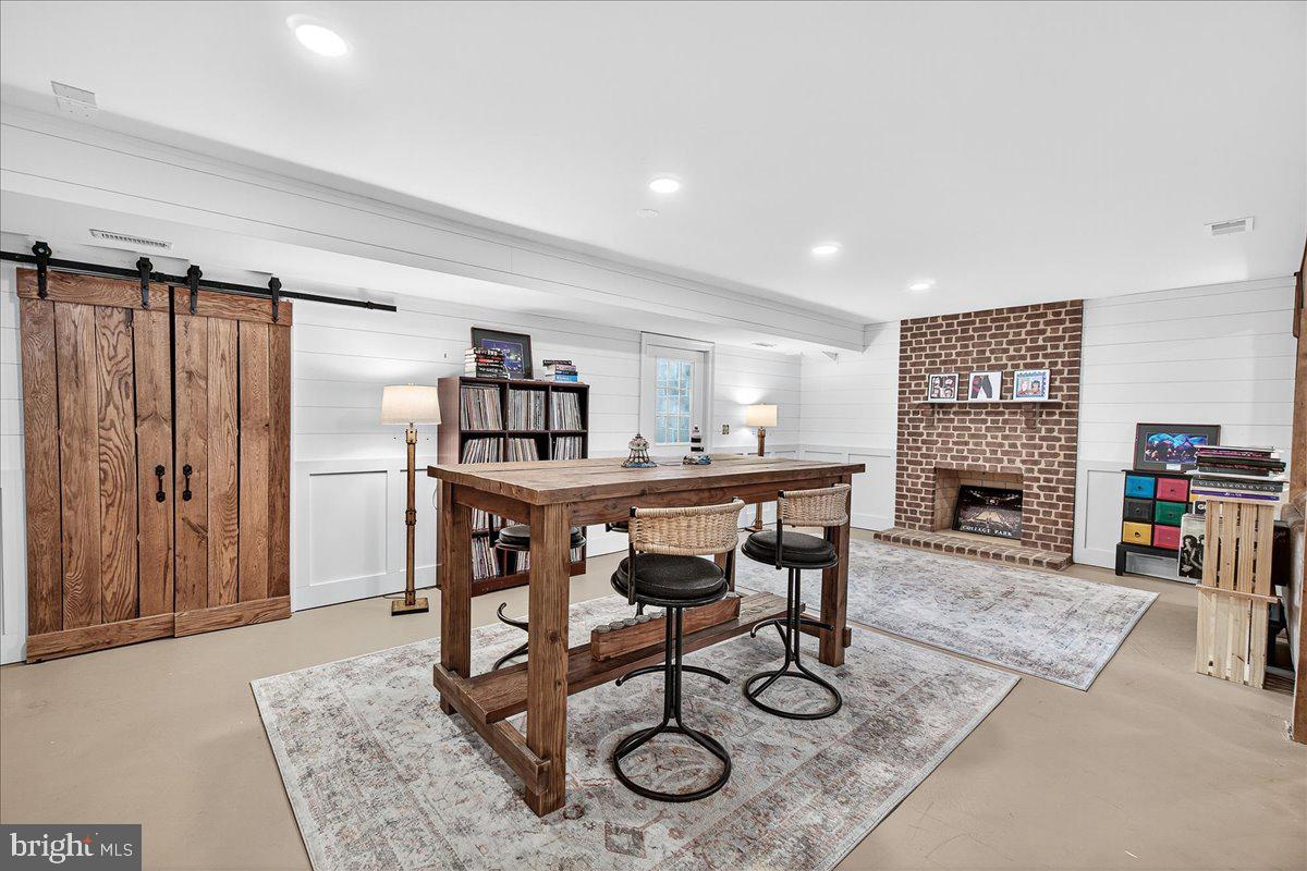 9522 BESSIE CLEMSON ROAD