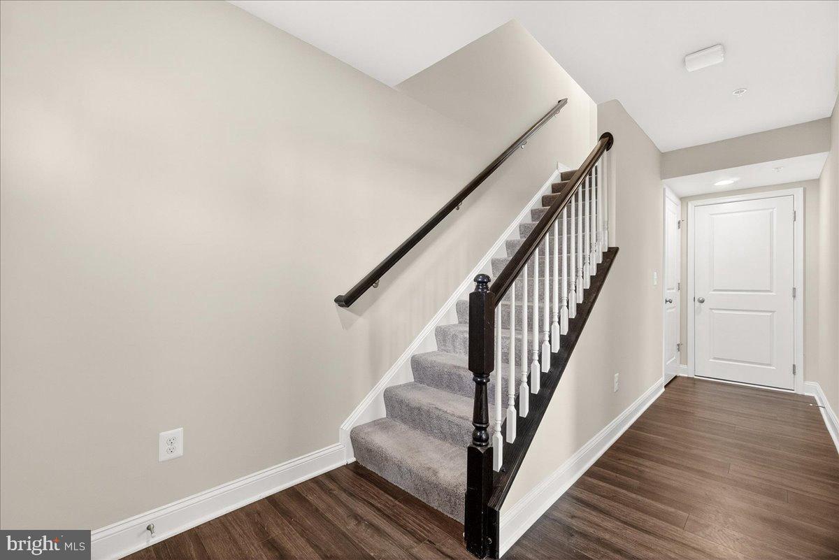 4959 MACDONOUGH PLACE