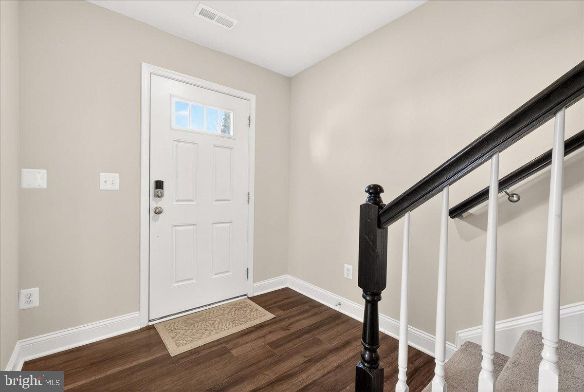 4959 MACDONOUGH PLACE