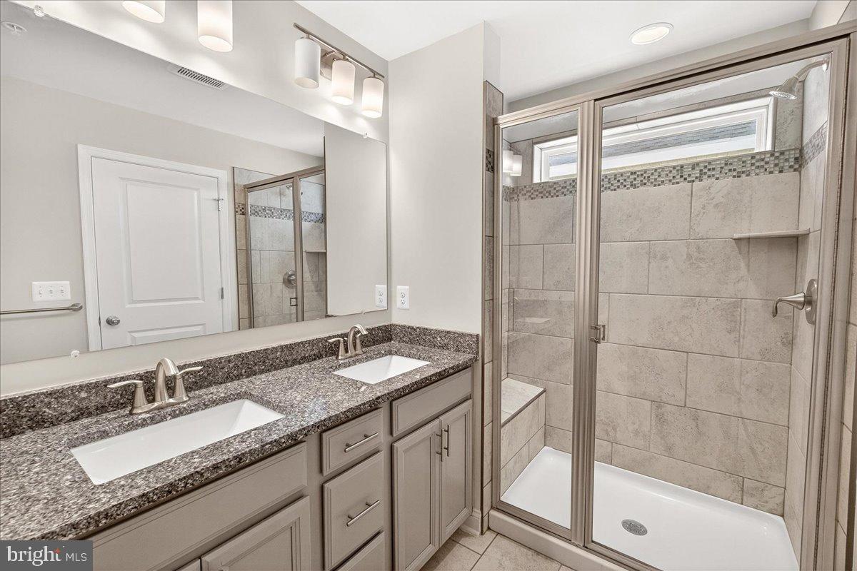 4959 MACDONOUGH PLACE