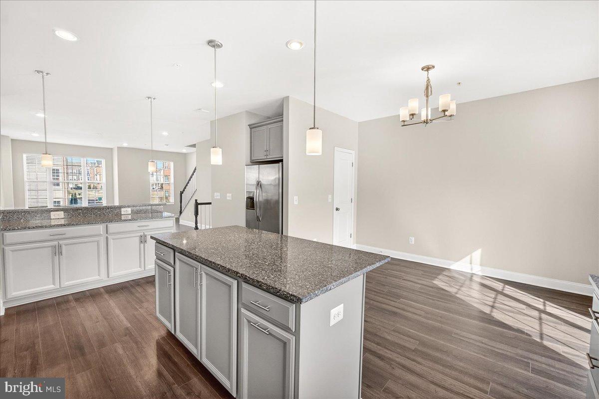 4959 MACDONOUGH PLACE