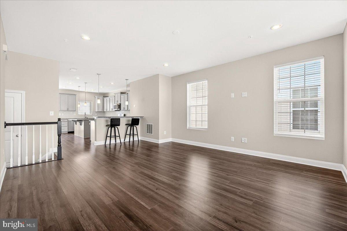 4959 MACDONOUGH PLACE