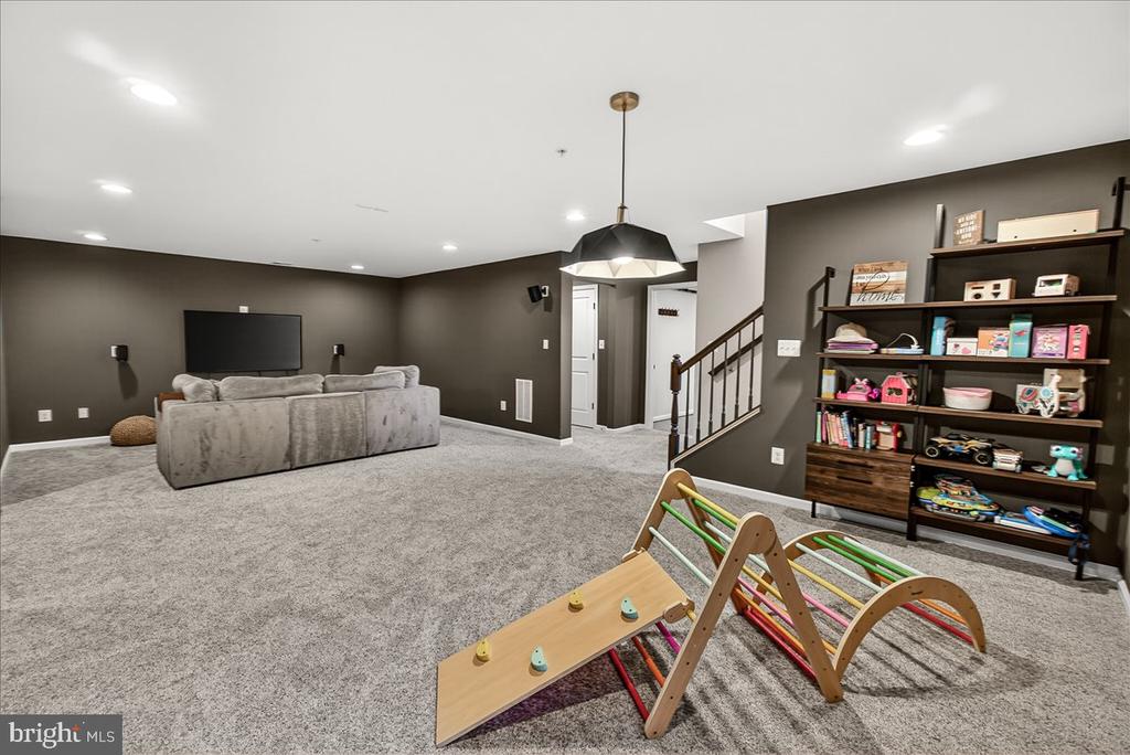 5510 HAWK RIDGE ROAD