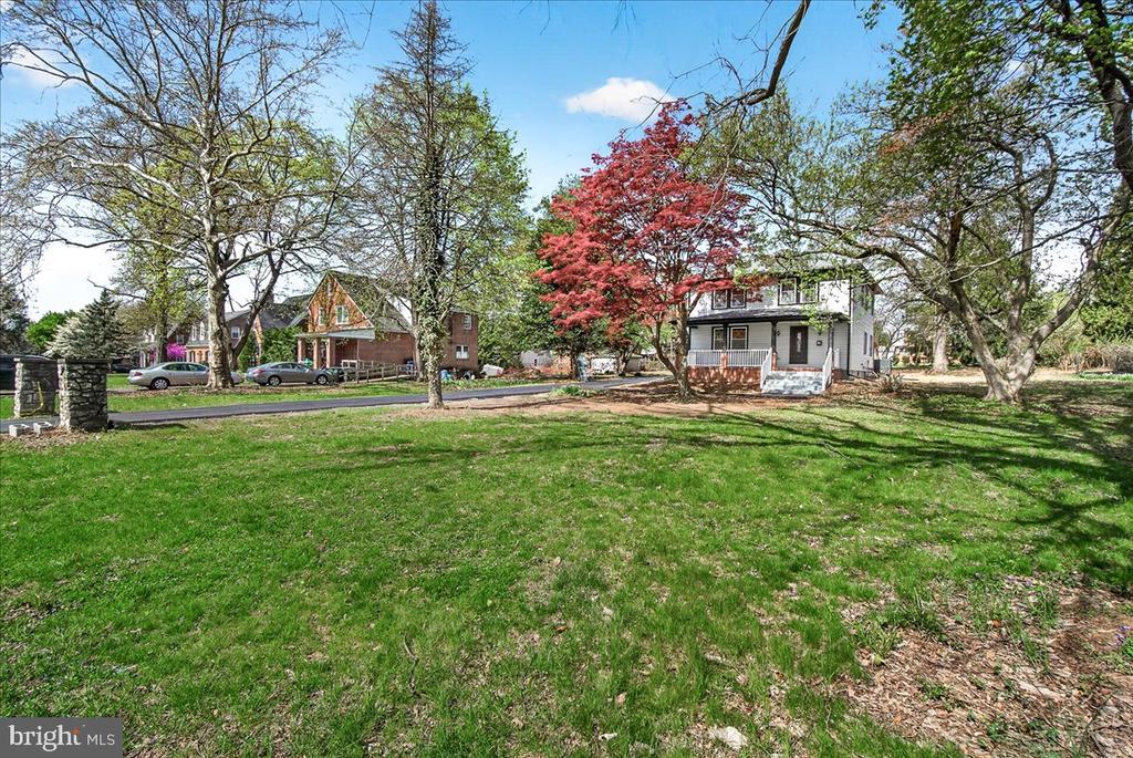 629 WILSON PLACE