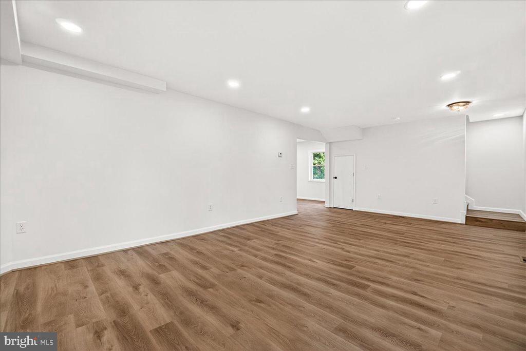629 WILSON PLACE