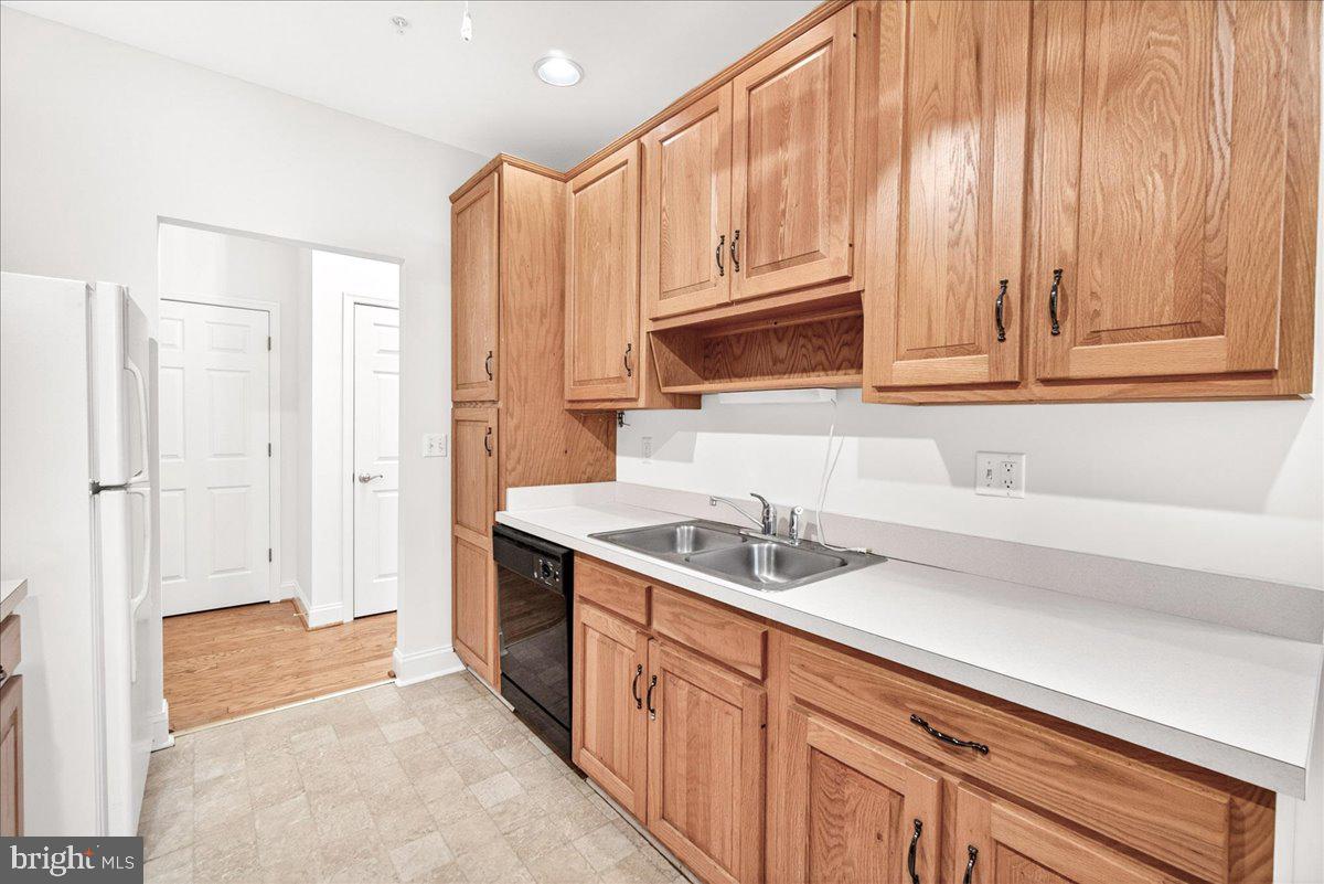 11 ROSEWOOD COURT 101