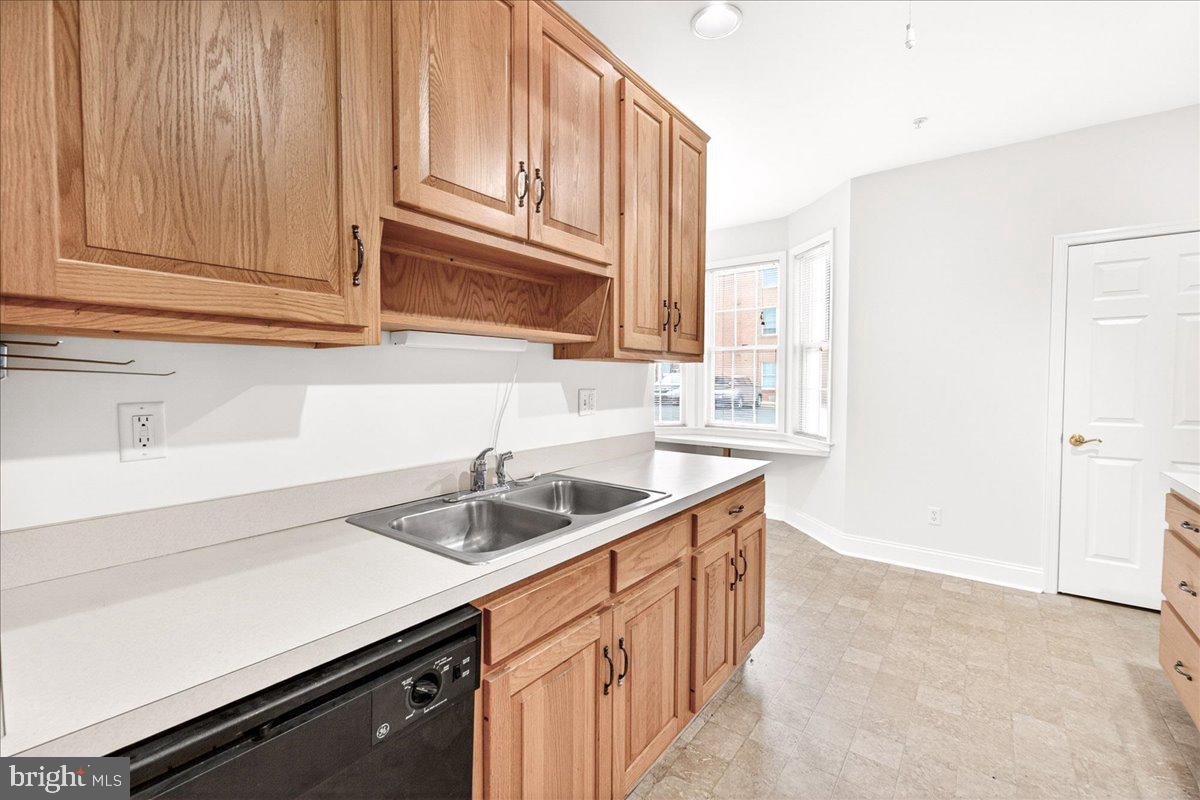 11 ROSEWOOD COURT 101