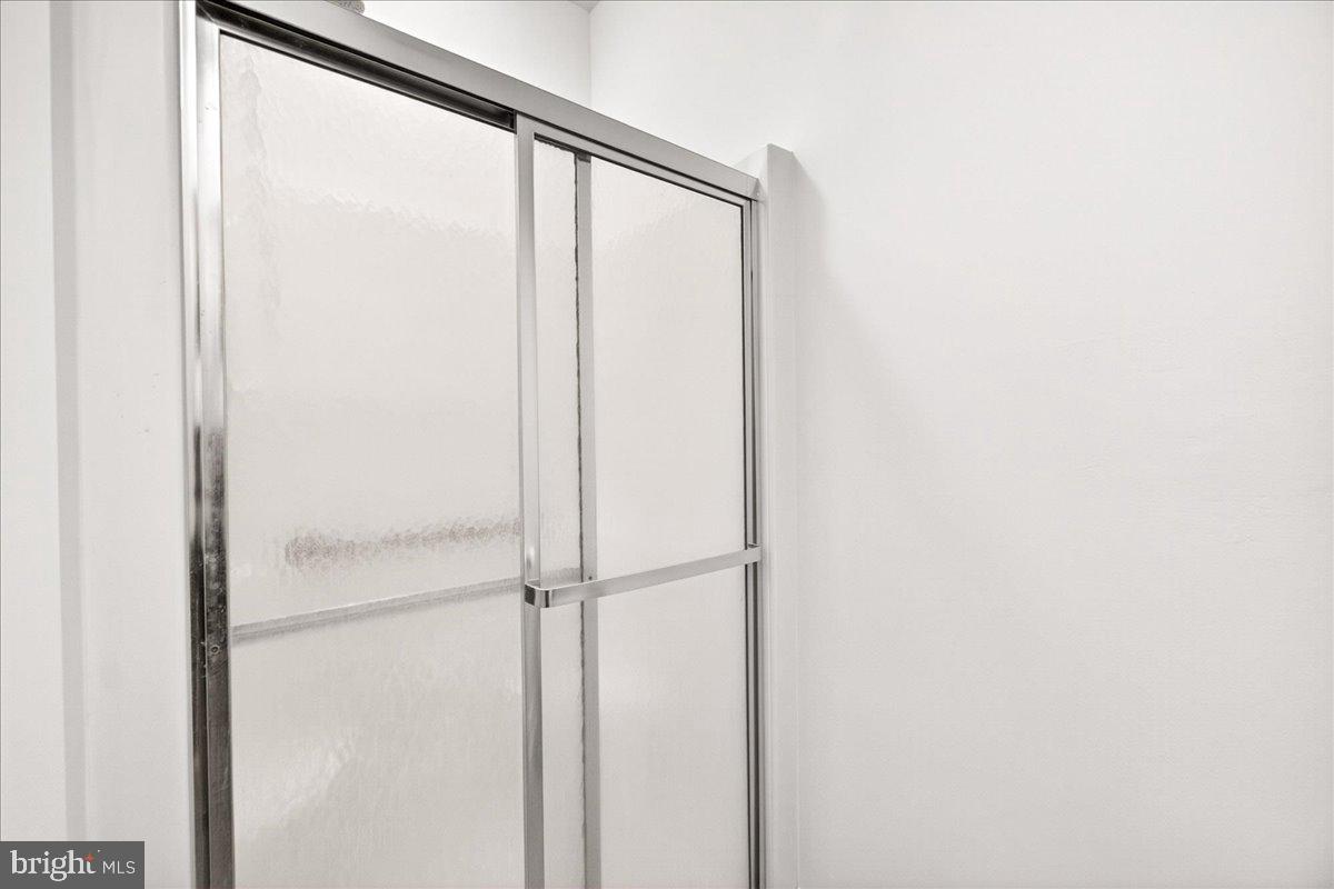 11 ROSEWOOD COURT 101