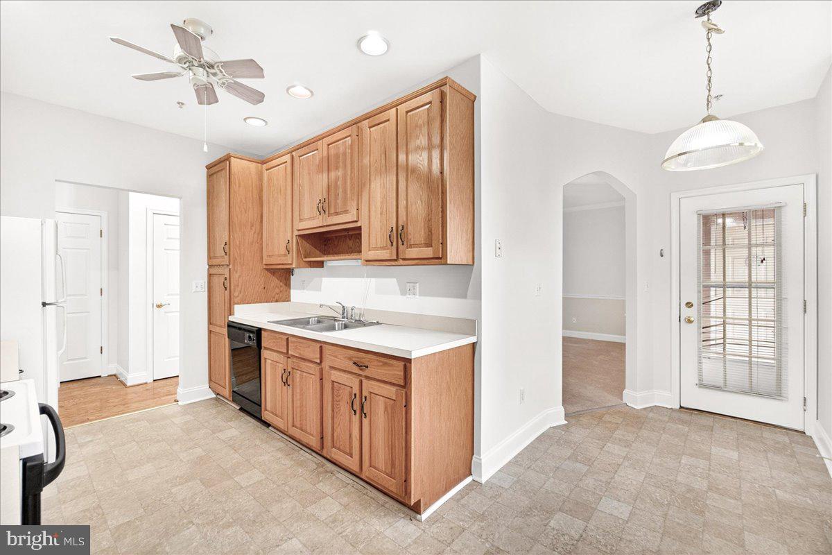 11 ROSEWOOD COURT 101