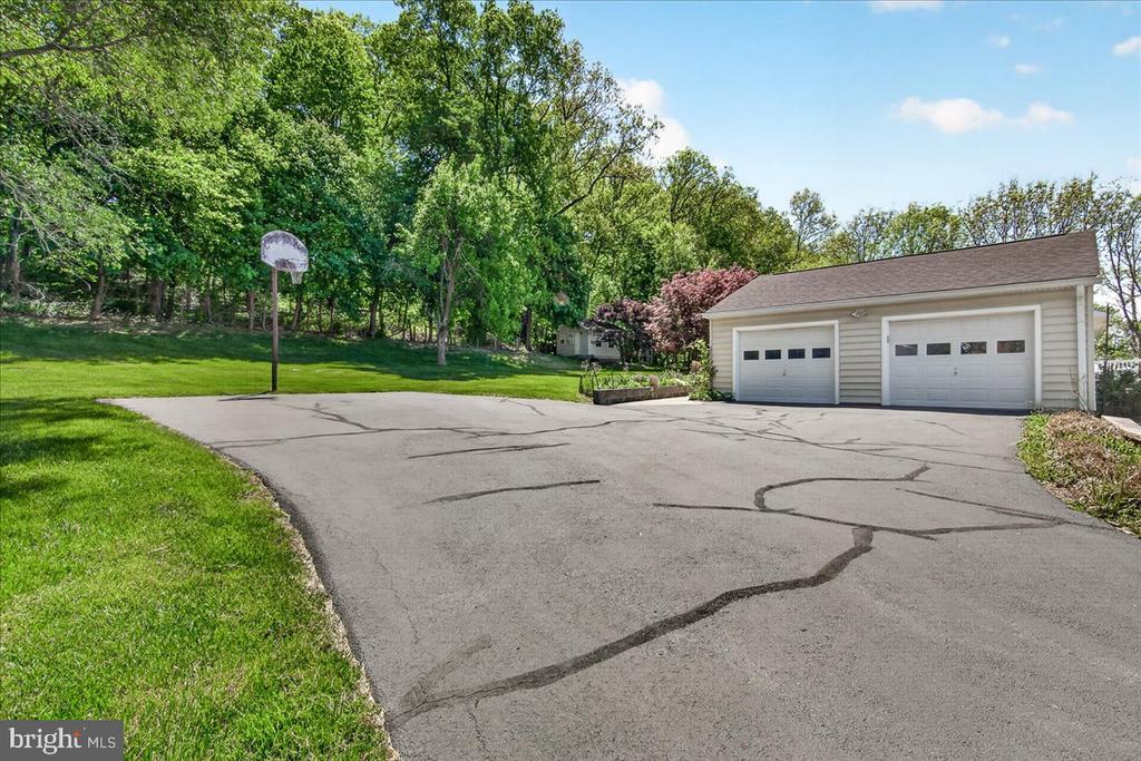 4113 BAKER VALLEY ROAD