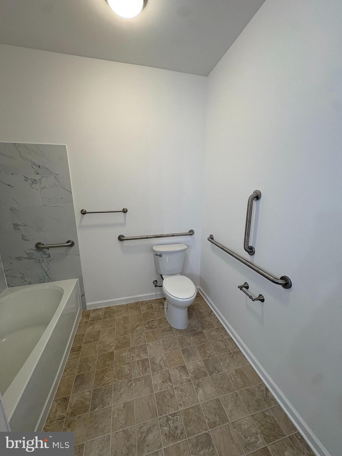 106 W ALL SAINTS STREET A B1