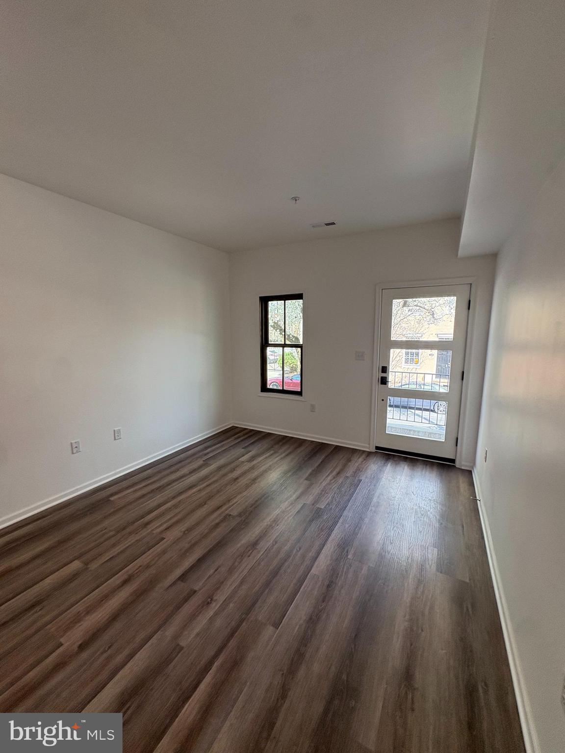 106 W ALL SAINTS STREET A B1