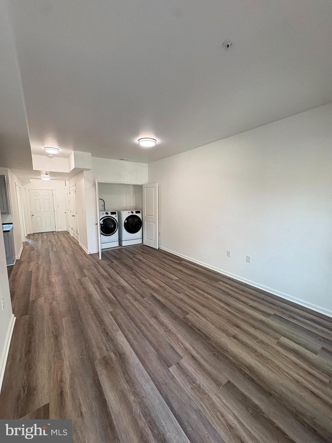 106 W ALL SAINTS STREET A B1